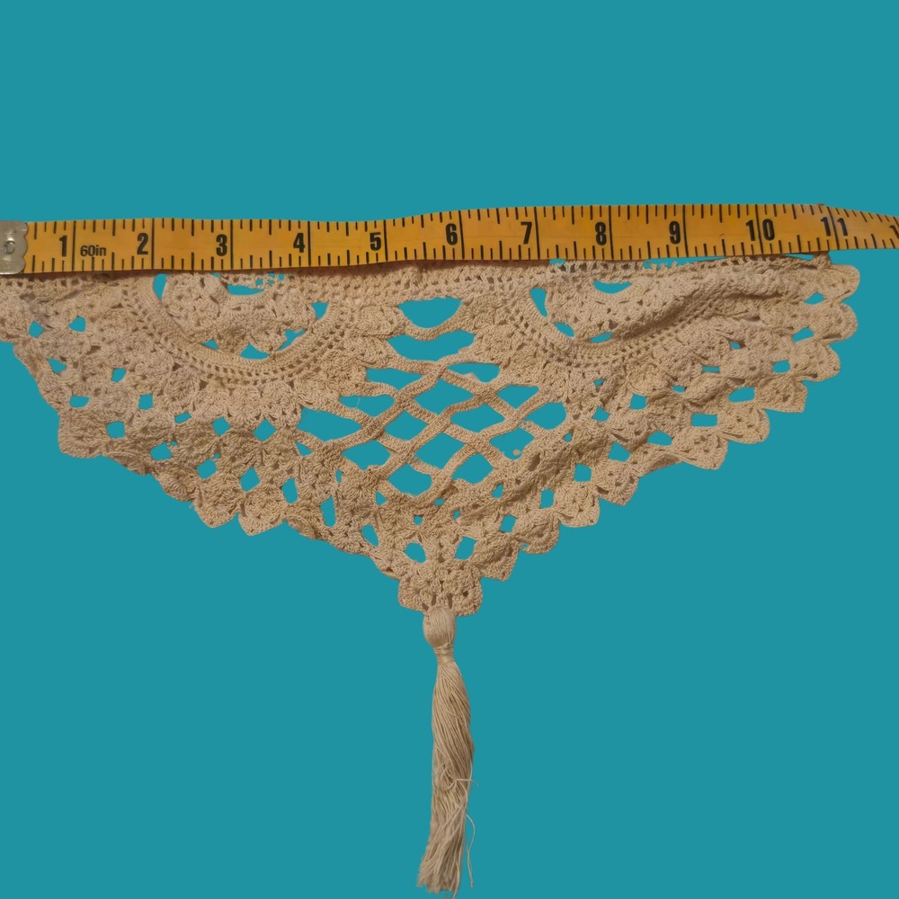 Vintage Beige Crochet Lace Collar Tassel Scalloped Trim Victorian Boho Decor - Picture 6 of 7